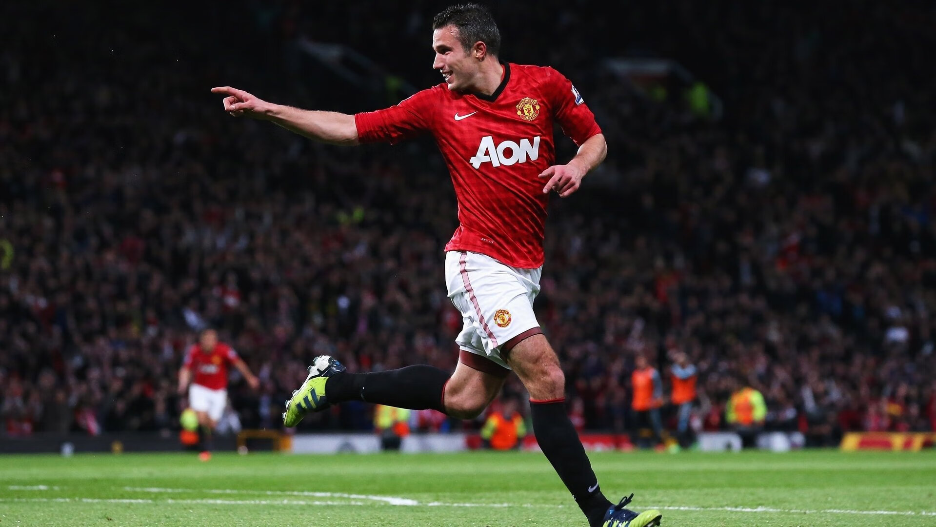 巴黎圣日耳曼客场大败切尔西，无缘欧冠四强，巴黎圣日耳曼对